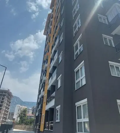 Novita Delux Апартаменти *